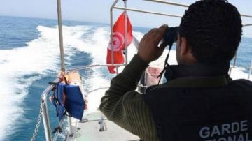 بنزرت: حاولا اجتياز الحدود البحرية بواسطة كاياك : إنقاذ شابين من الموت غرقا في عرض البحر