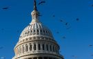 مجلس الشيوخ الأمريكي يقر مشروع قانون لإنهاء الإغلاق الحكومي