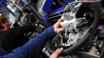 قريبا.. دخول مصنع جديد للمجمع السويدي اوتوليف حيز الانتاج