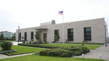 السفارة الأمريكية بتونس تعلن عن الحد من أعمالها تبعا لقانون الشغل المنقح السفارة الأمريكية بتونس تعلن عن الحد من أعمالها تبعا لقانون الشغل المنقح