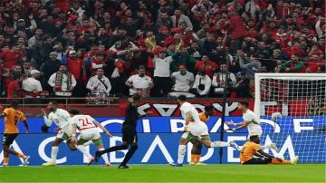 "كان" 2025.. المغرب ومالي يترشحان لثمن النهائي