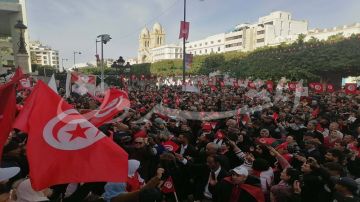 العاصمة: مسيرة شعبية للتمسك بالسيادة الوطنية ورفض التدخل الأجنبي