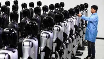 حلم ماسك يتحقق ببكين.. إغراق الأسواق بالروبوتات البشرية خلال 2026