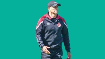 النجم يدخل مرحلة جديدة بقيادة المكشر .. .غربلة واسعة.. تربص مغلق ورهان على نفخة والفالحي