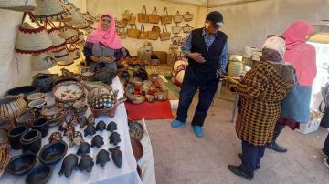 تـــــوزر ...بمعرض للصناعات التقليدية ..اختتام حملة 16 يوما لمناهضة العنف ضد المرأة تـــــوزر ...بمعرض للصناعات التقليدية ..اختتام حملة 16 يوما لمناهضة العنف ضد المرأة