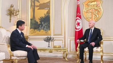 رئيس الدولة يستقبل سفير اليابان بتونس بمناسبة انتهاء مهامه ببلادنا