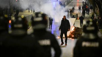 بلغاريا: اشتباكات مع الشرطة بعد احتجاجات على ميزانية 2026