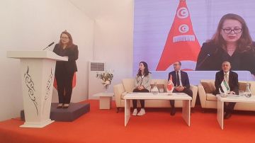 القيروان: تدشين اكبر محطة لانتاج الكهرباء من الطاقة الشمسية بحجم 100 ميغواط القيروان: تدشين اكبر محطة لانتاج الكهرباء من الطاقة الشمسية بحجم 100 ميغواط