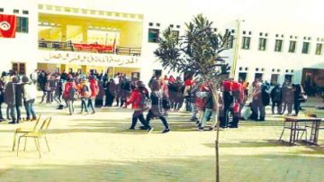 سيدي بوزيد: حصص توعوية حول العنف والتنمر في المؤسسات التربوية سيدي بوزيد: حصص توعوية حول العنف والتنمر في المؤسسات التربوية