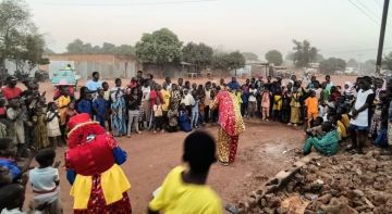 مشاركة فرقة الوفاء للنهوض المسرحي في المهرجان الثالث بوبو تور ببوركينا فاسو مشاركة فرقة الوفاء للنهوض المسرحي في المهرجان الثالث بوبو تور ببوركينا فاسو