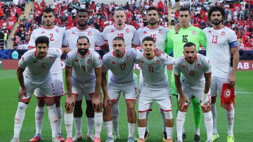 إلى لاعبي المنتخب... افخروا بوطنكم وأسعدوا شعبكم