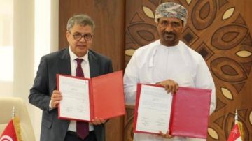 توقيع مذكرة تفاهم بين البنك المركزي التونسي والبنك المركزي العماني توقيع مذكرة تفاهم بين البنك المركزي التونسي والبنك المركزي العماني