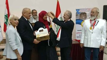 دورته الثالثة والعشرون احتضنها قصر الأونسكو ببيروت ... الفنانة التشكيلية إيمان بن إبراهيم في معرض عشتار الدولي دورته الثالثة والعشرون احتضنها قصر الأونسكو ببيروت ... الفنانة التشكيلية إيمان بن إبراهيم في معرض عشتار الدولي