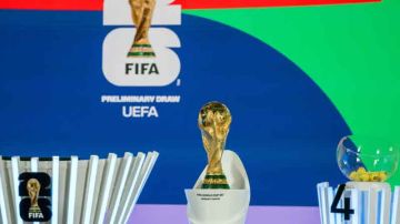 من مبعوثنا الخاص إلى قطر قيس بنينة .. الغربي يثير الجدل والفرجاني متفائــل بقرعـــة المونديـــال من مبعوثنا الخاص إلى قطر قيس بنينة .. الغربي يثير الجدل والفرجاني متفائــل بقرعـــة المونديـــال