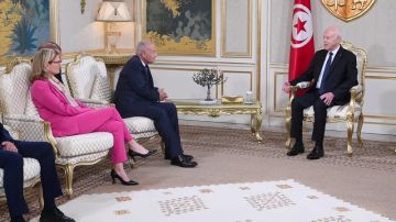 ئيس الجمهورية يؤكد على ضرورة مواكبة الدول العربية للتحولات الرقمية