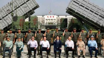 صفقة سلاح ضخمة لتايوان تغضب الصين ... خطأ أمريكي قد يعجل بضم تايوان