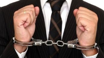 القصرين: الاحتفاظ برجلي أعمال بعد إحباط محاولة تهريبهما خارج تونس القصرين: الاحتفاظ برجلي أعمال بعد إحباط محاولة تهريبهما خارج تونس