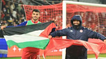 على هامش لقاء التوأمين في كأس العرب ... النصر لتونس والعزة لفلسطين