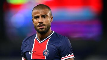 البرازيلي رافينيا ألكانتارا يعلن اعتزاله