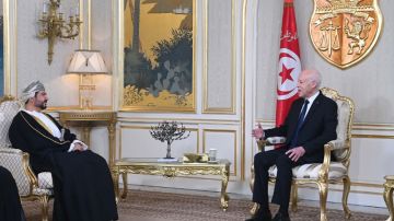 رئيس الجمهورية: التطورات المتسارعة التي يعيشها العالم اليوم تقتضي تقاربا وتعاونا أكبر رئيس الجمهورية: التطورات المتسارعة التي يعيشها العالم اليوم تقتضي تقاربا وتعاونا أكبر