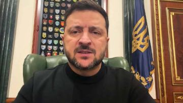 زيلينسكي: خطة السلام لا تلزمنا بالتخلي رسميا عن السعي للانضمام إلى الناتو 