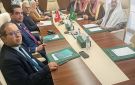 وزير الاقتصاد يجري لقاءات مع مسؤولين سعوديين