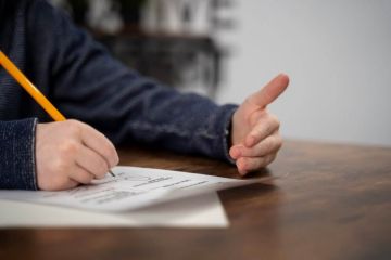 قبل الامتحانات الوطنية: الأمن يسقط شبكة ترويج أجهزة غش إلكتروني