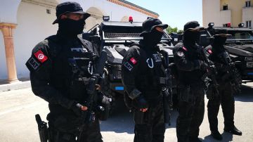 في ذكرى انبعاث فوج مكافحة الإرهاب: دقيقة صمت ترحما على أرواح ضحايا معهد المزونة