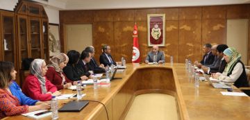 وزارة النقل: بتعليمات من الرئيس، رشيد عامري يتابع نشاط الادارات العامة الفنية