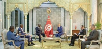 السفير الجديد للكوت ديفوار يقدم أوراق اعتماده