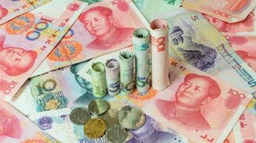 أولى ارتدادات الحرب الجمركية الأمريكية-الصينية..تراجع تاريخي لليوان الصيني أولى ارتدادات الحرب الجمركية الأمريكية-الصينية..تراجع تاريخي لليوان الصيني