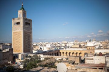 وفد روسي يستكشف خلال زيارة إلى تونس إمكانيات الاستثمار في مجالات البنية التحتية