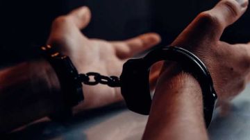 المهدية: إيقاف 3 أعوان بمستشفى الطاهر صفر بشبهة السرقة المهدية: إيقاف 3 أعوان بمستشفى الطاهر صفر بشبهة السرقة