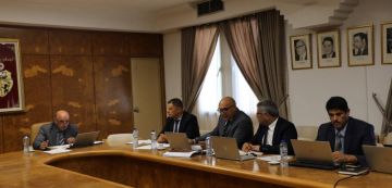 وزارة النقل ووزارة الصناعة والمناجم والطاقة حول النقل الحديدي للفسفاط