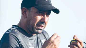 أخبار النادي الصفاقسي: مخاوف من فشل الانتدابات