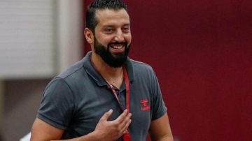 كرة اليد: باديس بدر الدين مدربا جديدا لمنتخب الأداني