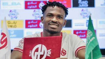 أخبار النادي الإفريقي .. أوشيغبو «يهرب» إلى قطر و«فيتو» في وجه العبيدي