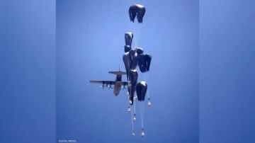 غزة: كندا تسقط مساعدات وتتهم دولة الاحتلال بانتهاك القانون الدولي غزة: كندا تسقط مساعدات وتتهم دولة الاحتلال بانتهاك القانون الدولي