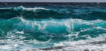 طقس اليوم : تحذير من الرياح و الأمواج العالية المتواصلة على السواحل طقس اليوم : تحذير من الرياح و الأمواج العالية المتواصلة على السواحل