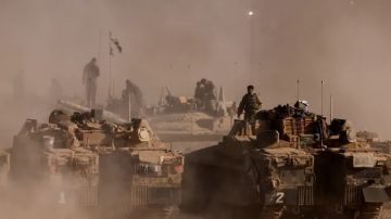 نقيب احتياط في جيش الاحتلال يدعو الجنود الى التمرد ورفض الخدمة بغزة نقيب احتياط في جيش الاحتلال يدعو الجنود الى التمرد ورفض الخدمة بغزة