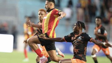 الترجي الرياضي ـ القوات المسلحة النيجر (4 ـ 1) الترجي يقسو على القوات المسلحة الترجي الرياضي ـ القوات المسلحة النيجر (4 ـ 1) الترجي يقسو على القوات المسلحة