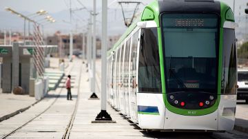 استئناف حركة جولان خطوط المترو والحافلات والسكك الحديدية