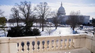 اتفاق بين الديمقراطيين والبيت الأبيض لتجنب الإغلاق الحكومي