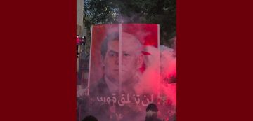 رأي الأستاذ المرزوقي في الجدل القائم في صفوف مسيرة ضد الاستبداد رأي الأستاذ المرزوقي في الجدل القائم في صفوف مسيرة ضد الاستبداد