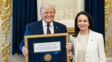 لجنة نوبل: إهداء ماتشادو جائزتها لترامب لا يغير هوية الفائز