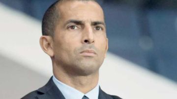 بعيدا عن خطابات التخوين و عقد المصالح بين المدرب والجامعة .. ماذا سيقدم اللموشي للمنتخب في موسم العالمية؟ بعيدا عن خطابات التخوين و عقد المصالح بين المدرب والجامعة .. ماذا سيقدم اللموشي للمنتخب في موسم العالمية؟