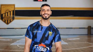 كرة اليد.. رأفت الجازي يمضي لجمعية الحمامات