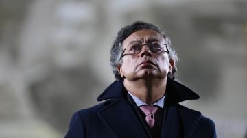 رئيس كولومبيا.. أخشى مصير مادورو وترامب كان يفكر في شن عملية عسكرية ضد بلادنا رئيس كولومبيا.. أخشى مصير مادورو وترامب كان يفكر في شن عملية عسكرية ضد بلادنا