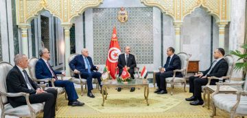 تونس: تقرير الخارجية ب12 بند حول الاجتماع الثلاثي بشأن أزمة ليبيا