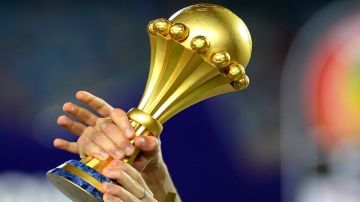 بعد عقوبات كاف وأزمة نهائي المغرب والسنغال.. رئيس الاتحاد الإفريقي لكرة القدم يتعهد بتغيير اللوائح